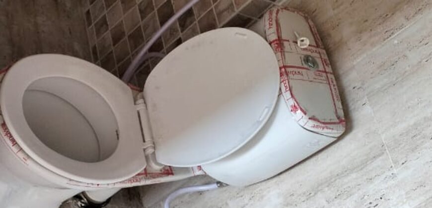 Flat Available for Rent 850 sq Feet in Mahagun Mantra Society at Sidhi Tower.