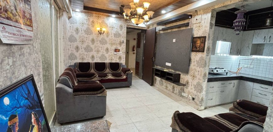 FULLY FURNISHED FLAT  Available for Rent 1025 sq Feet in Mahagun Mantra Society at Sidhi Tower.