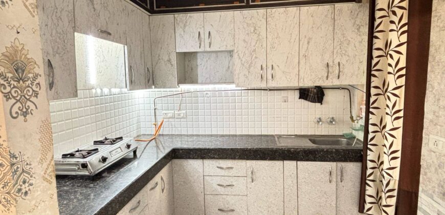 FULLY FURNISHED FLAT  Available for Rent 1025 sq Feet in Mahagun Mantra Society at Sidhi Tower.