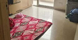 Flat Available for Rent 1025 sq Feet in Mahagun Mantra Society.