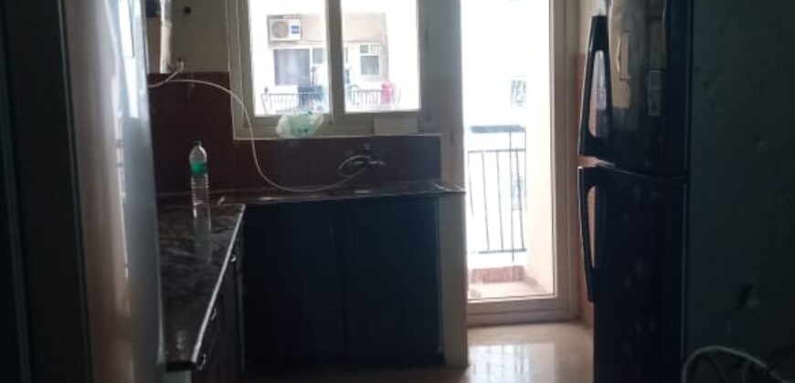 Flat Available for Rent 1400 sq Feet in Mahagun Mantra Society at Sidhi Tower.